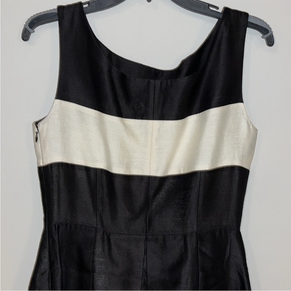 Kate spade black ivory sleeveless pleated dress sz 4 - Picture 10 of 14